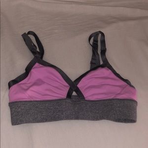 Lululemon sports bra
